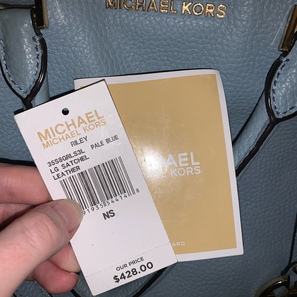 Michael Kors Riley Crossbody - Picture 7 of 7